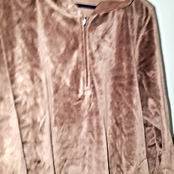 NWOT Sports Savvy soft brown zip up hooded jacket - Picture 3 of 4